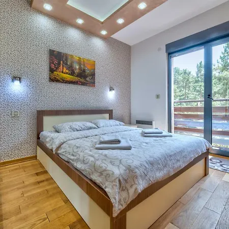 Lux U Pekovic * 兹拉蒂博尔